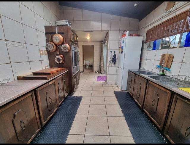 3 BEDROOM HOUSE FOR SALE IN ALBERTON NORTH